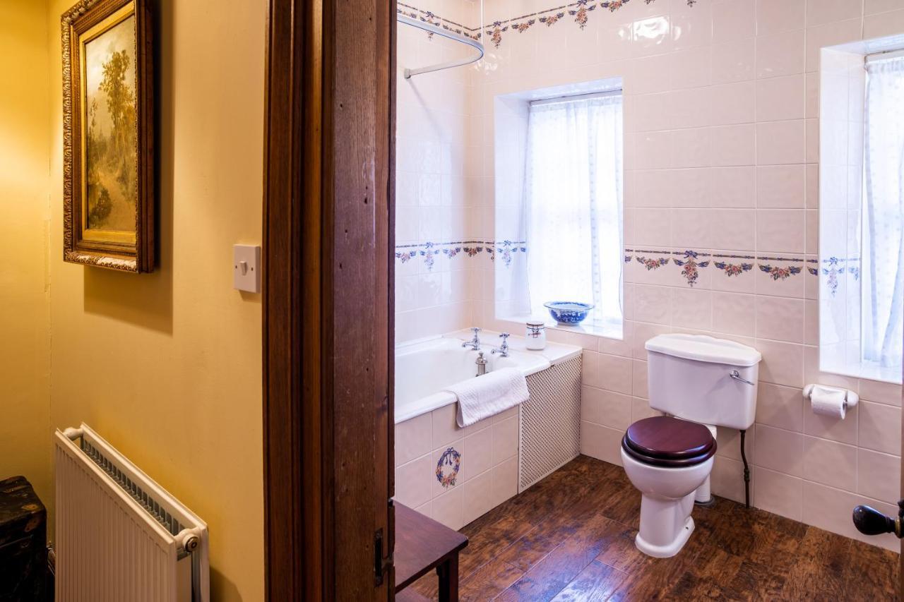 Dalmunzie Castle Hotel Spittal of Glenshee ภายนอก รูปภาพ