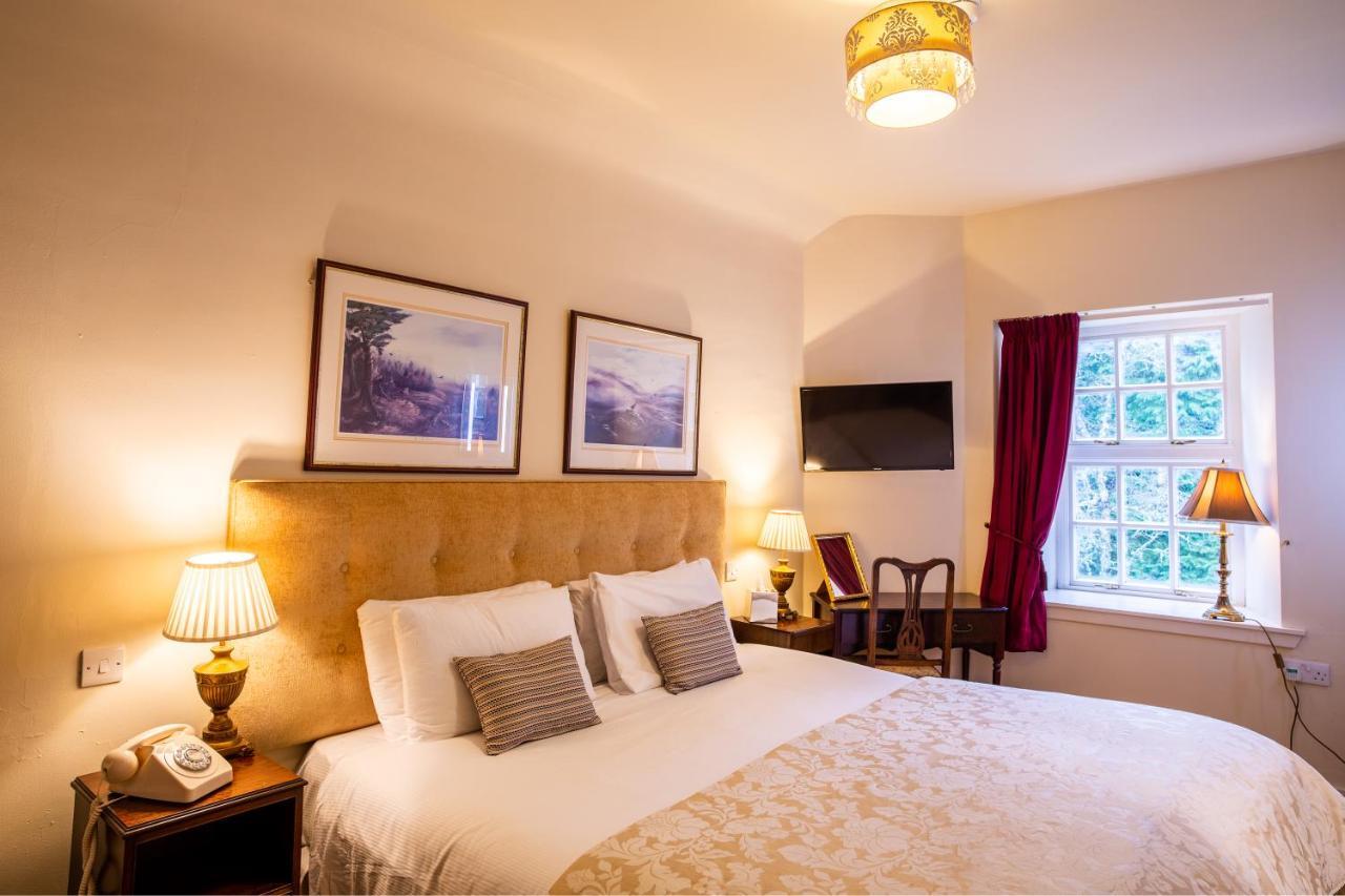 Dalmunzie Castle Hotel Spittal of Glenshee ภายนอก รูปภาพ
