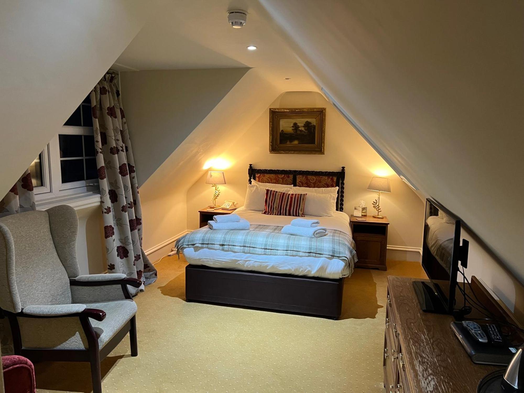Dalmunzie Castle Hotel Spittal of Glenshee ภายนอก รูปภาพ