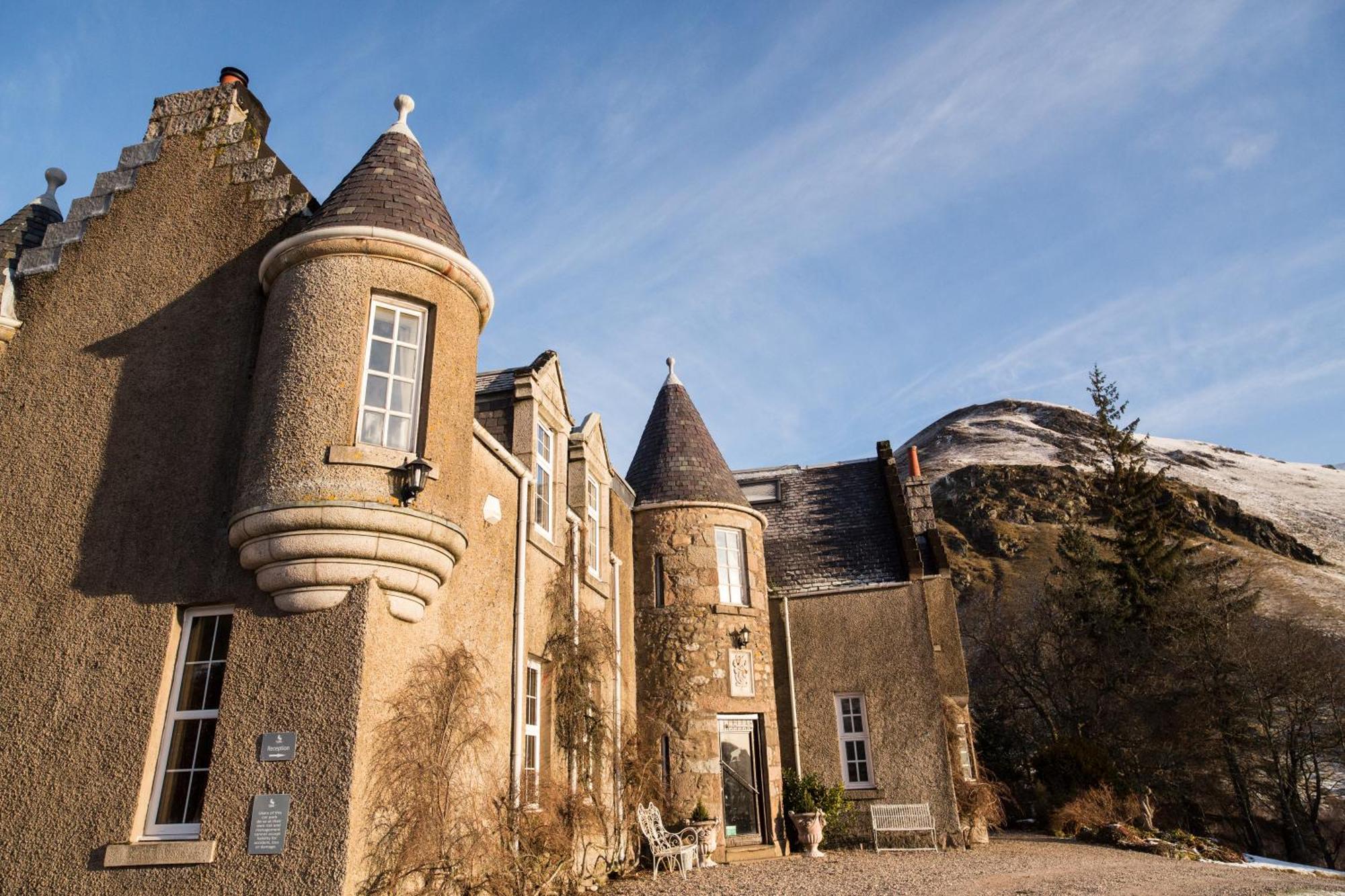 Dalmunzie Castle Hotel Spittal of Glenshee ภายนอก รูปภาพ