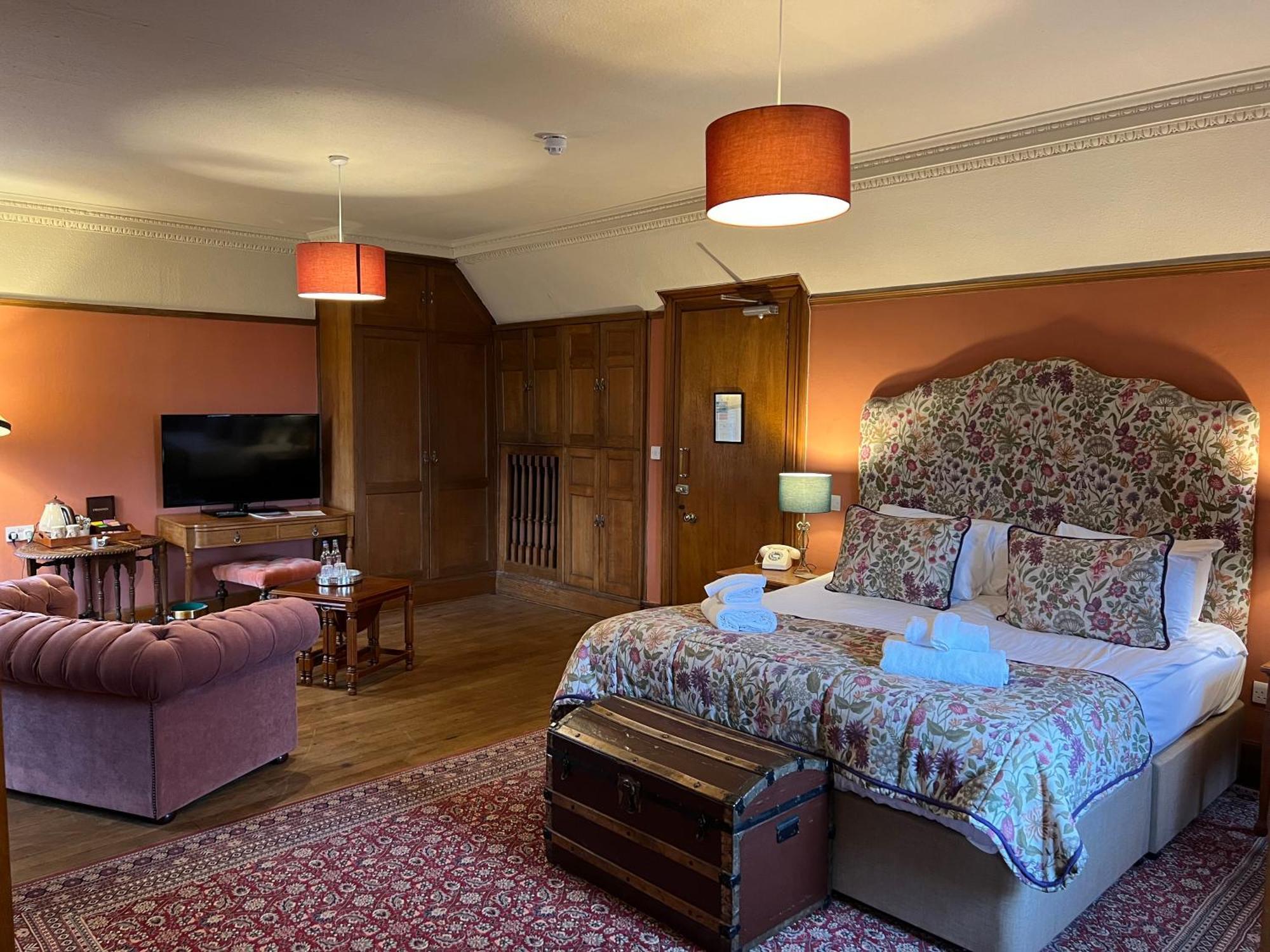 Dalmunzie Castle Hotel Spittal of Glenshee ภายนอก รูปภาพ
