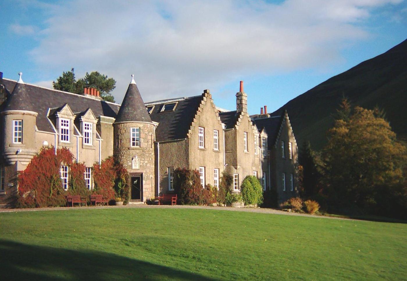 Dalmunzie Castle Hotel Spittal of Glenshee ภายนอก รูปภาพ